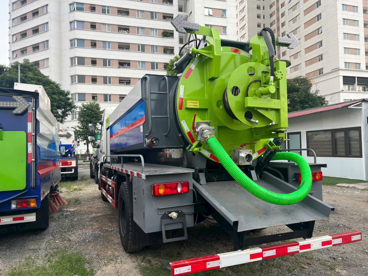 Xe thông tắc áp lực cao